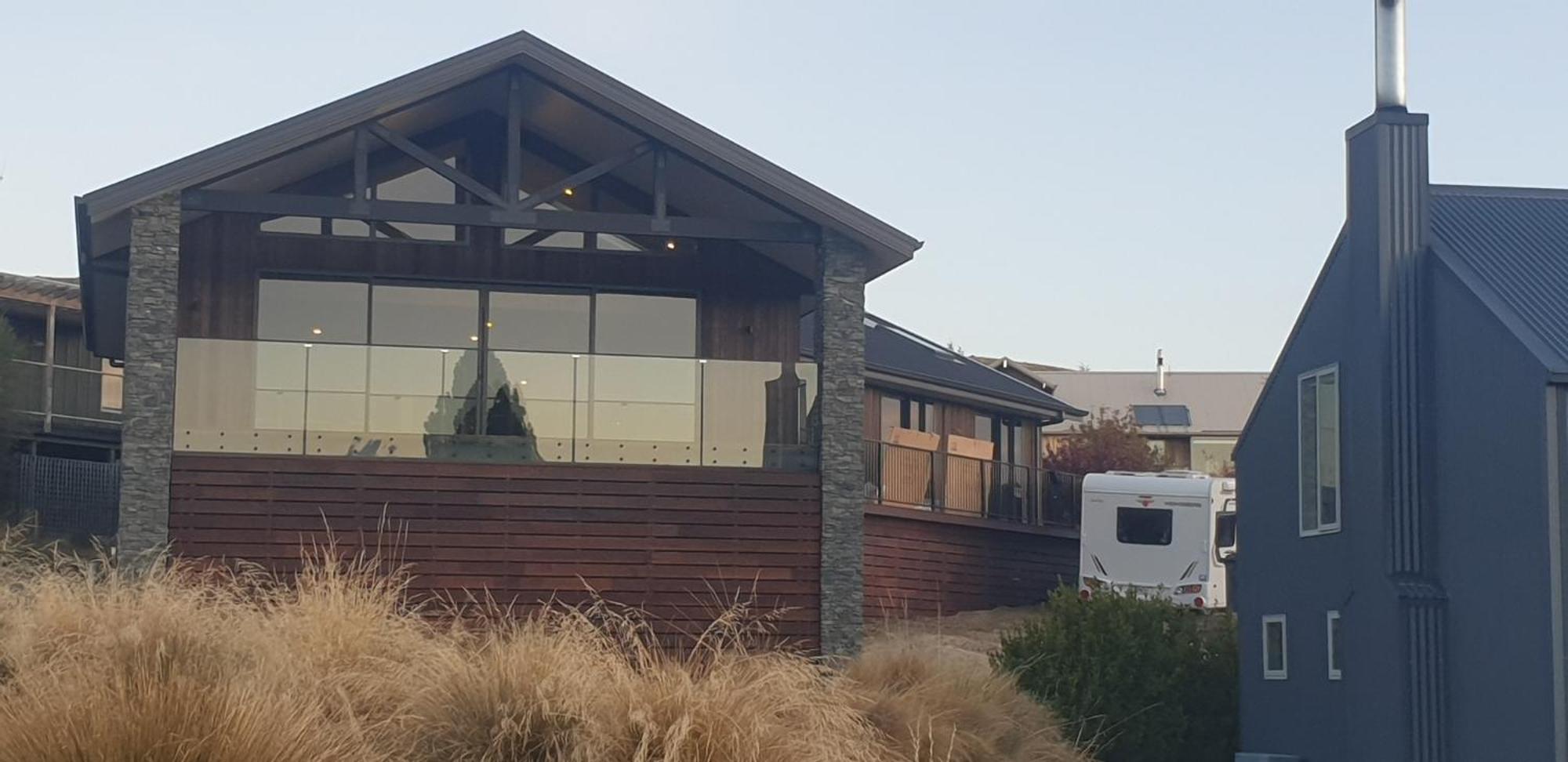 Lake Views At Antler Lodge Lake Tekapo Exterior foto